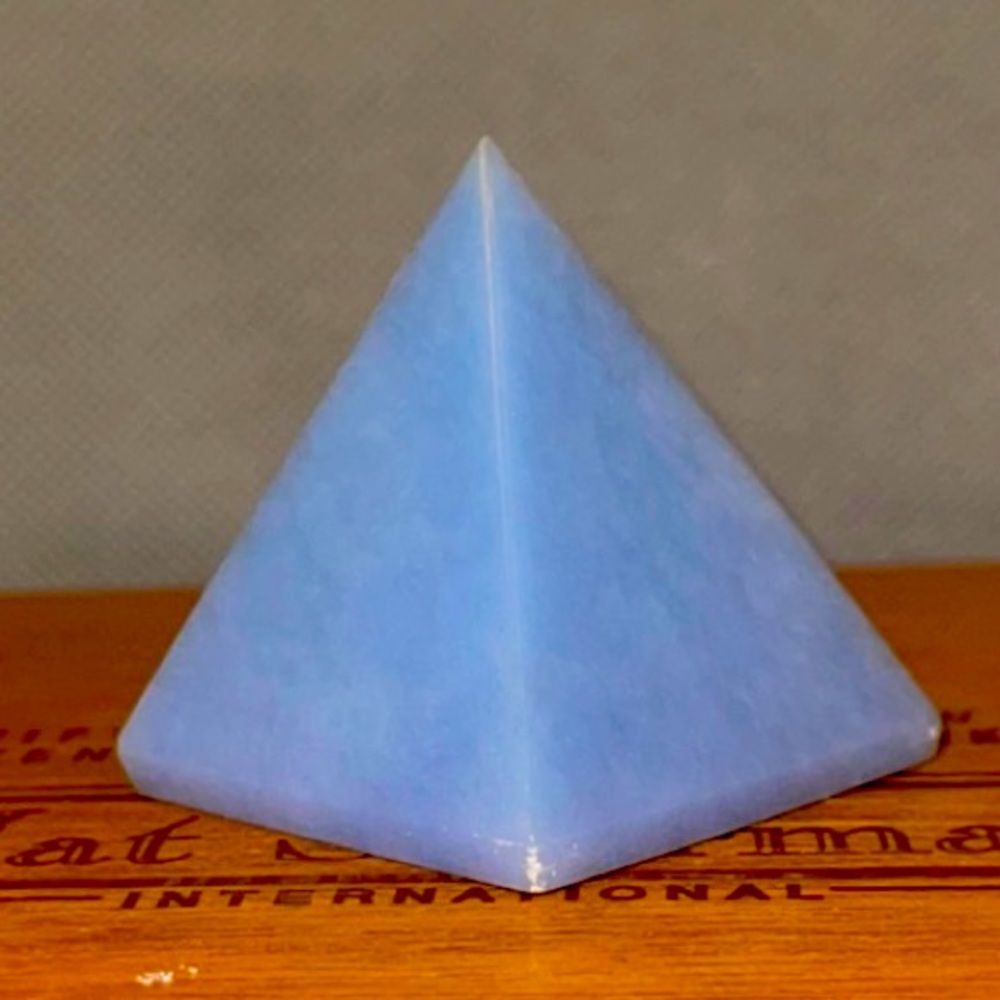 Perfect Authentic Angelite Pyramids 💎✨ more than 60% OFF!